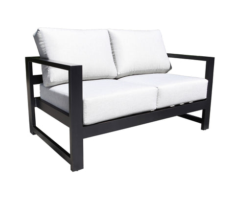 Wynn Loveseat