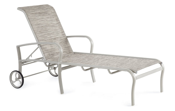 CHAISE LOUNGE
