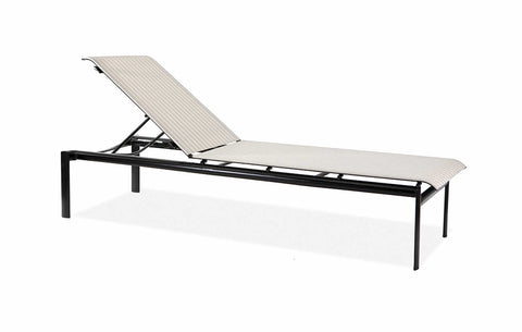 CHAISE LOUNGE WITHOUT ARMS